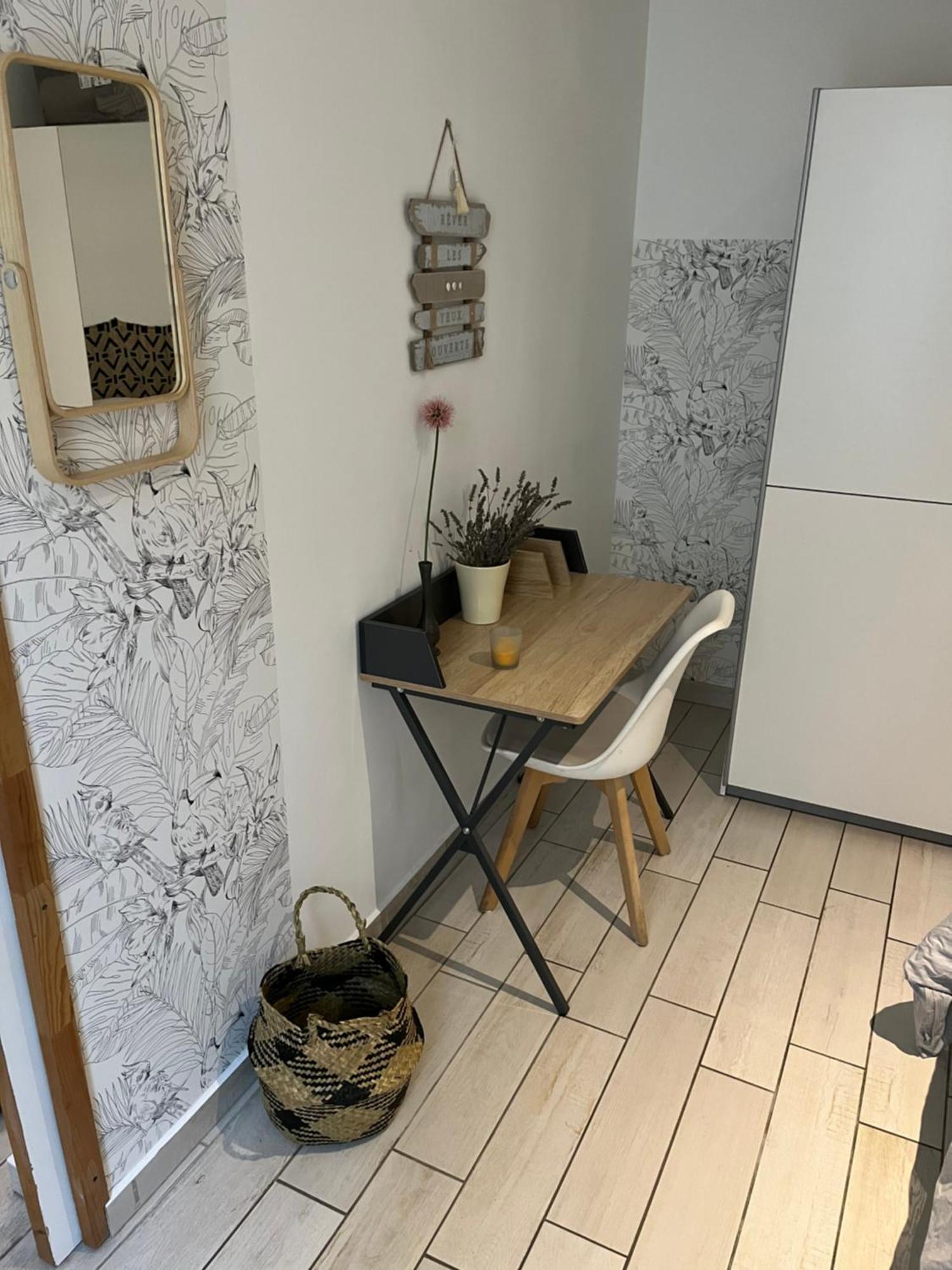 Joli Appartement Hypercentre T2, Classe Meuble De Tourisme 3 Avec Parking Gratuit Béziers Exteriér fotografie