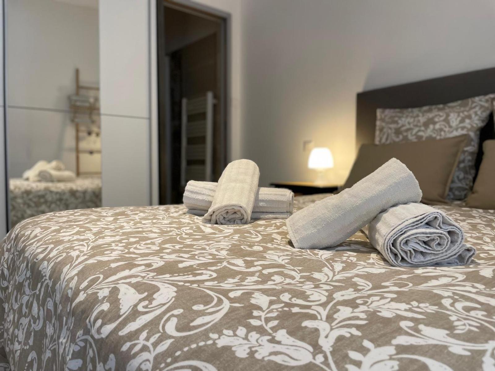 Joli Appartement Hypercentre T2, Classe Meuble De Tourisme 3 Avec Parking Gratuit Béziers Exteriér fotografie