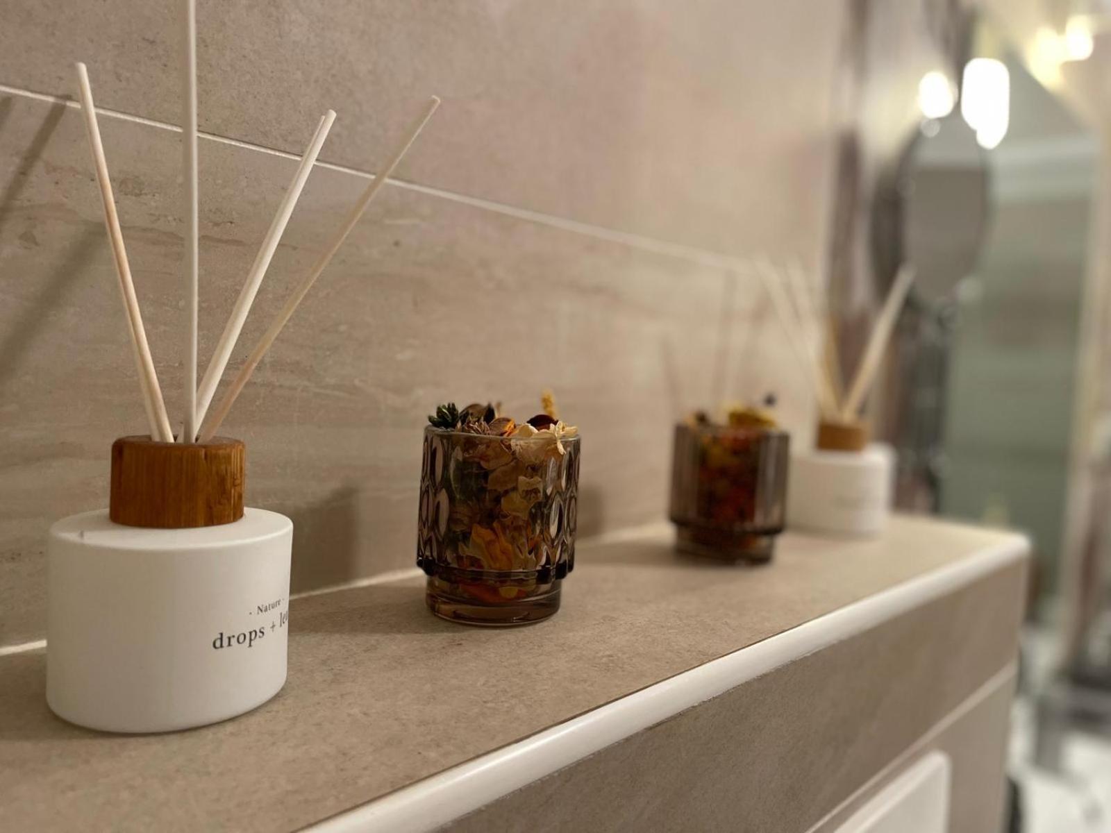 Joli Appartement Hypercentre T2, Classe Meuble De Tourisme 3 Avec Parking Gratuit Béziers Exteriér fotografie